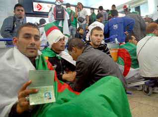 Algeria-Egypt play off: thousands of Algeria fans resolved to go to Sudan