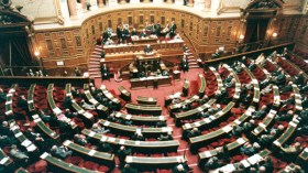 تحية إكبار للبرلمان الفرنسي