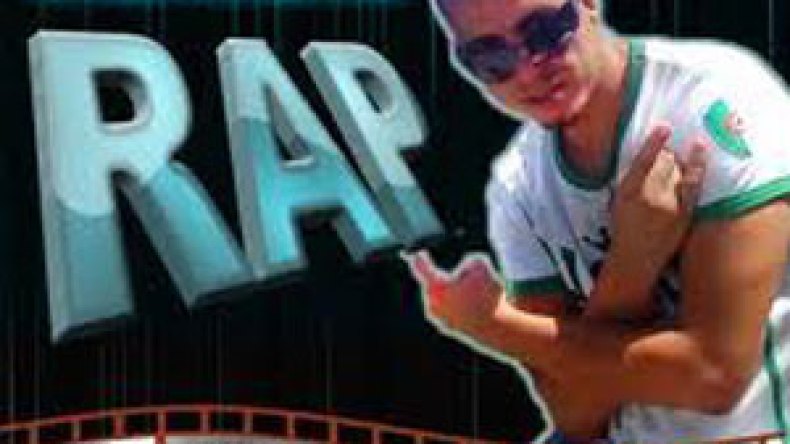 بالفيديو: الشاب فارس يرد على من يحرضون لقيام الثورة في الجزائر ب”حاب تشوف الثورة”