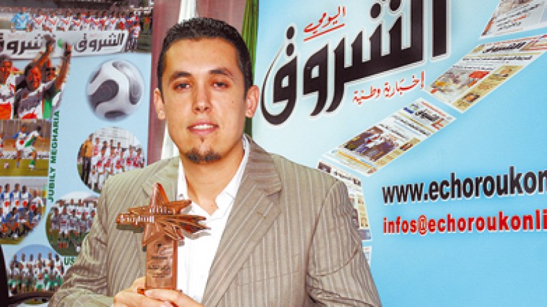 “لجنة التحكيم حرمتني من لقب منشد الشارقة”