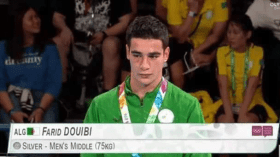 الملاكم الجزائري فريد دويبي يتوج بالميدالية الفضية بالأرجنتين