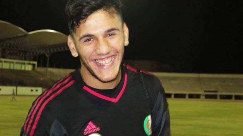 تجاهل ماجر لشعّال يثير الإستغراب والحارس يرد عليه في مواجهة “العميد” وبارادو!