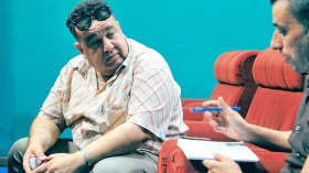 أهدوا برنوسا من ذهب لراقصة ملاه لأنهم “شياتون” للمصريين