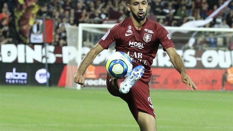 بولاية في التشكيلة المثالية لشهر جانفي في الدوري الفرنسي