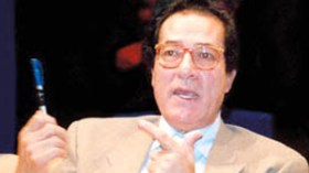 محمود سعد يهاجم فاروق حسني بعد أن عرض عليه  استضافة عازف إسرائيلي