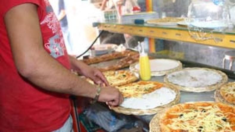 50 بالمئة من أطفال العاصمة يتغذون من محلات “فاست فود”