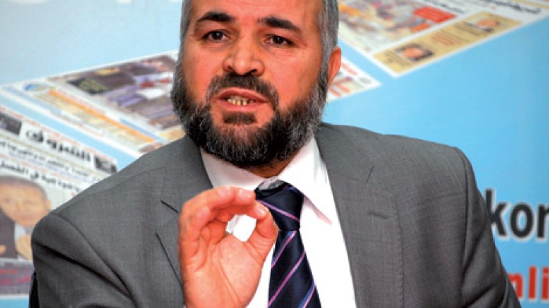 مجموعة الـ 10 تحذر من اتخاذ أي قرارات في غياب بوتفليقة