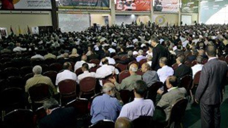 الجيل‮ ‬الجديد‮ ‬يطالب‮ ‬بإزاحة‮ ‬الحرس‮ ‬القديم‮ ‬من‮ ‬الهيآت‮ ‬القيادية‮ ‬‮ ‬لحركة‮ ‬فتح