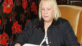 بن براهم.. الآنسة الحاجة التي تعشق الحيوانات وترفض الوزارات