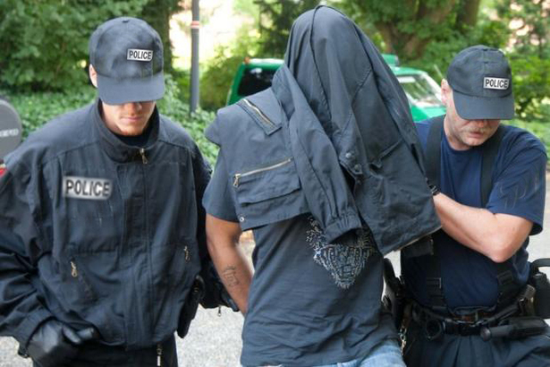 Alger: des fabricants de faux dinars algériens au Maroc arrêtés