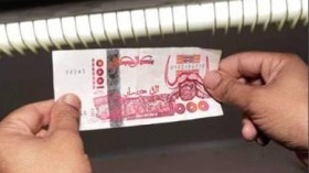 تلميذ يزوّر النقود لشراء السجائر والأدوات المدرسية بجيجل