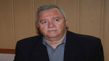 Rebaïne: “Walis et maires soutiennent Bouteflika avec de l’argent public”