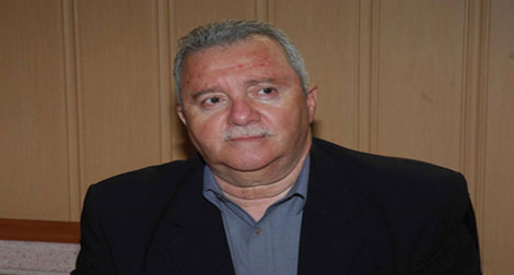 Rebaïne: “Walis et maires soutiennent Bouteflika avec de l’argent public”