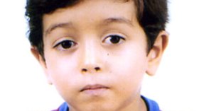 الطفل فيصل يعود إلى الجزائر ويتمدرس بابتدائية أخرى في سرية تامة