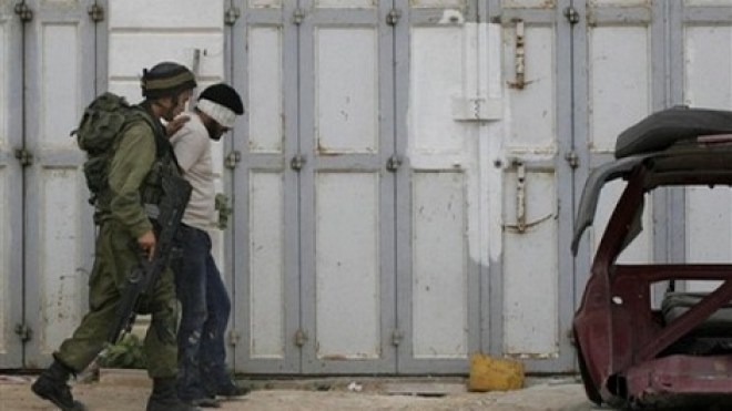 اعتقال 10 فلسطينيين في الحرم القدسي