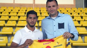 لاعب سابق لـ “الكناري” زميلا لمواطنيه عنتر يحي وزياني