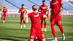 شافعي يُباغت مبولحي بِهدف جميل