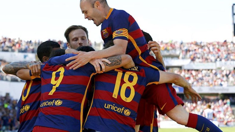 سواريز يقود برشلونة لإحراز لقب الدوري الإسباني
