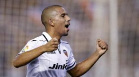 سفيان فغولي يتوج بالكرة الذهبية الجزائرية والوفاق أفضل ناد