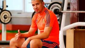 فيغولي مرشح لخلافة بيدرو في برشلونة