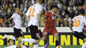 فيغولي يُسجل.. ويُمنى بإقصاء قاس من “أوروبا ليغ”