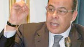 ذيول‭ ‬مبارك‭ ‬ممنوعون‭ ‬من‭ ‬السفر‭ ‬ووزير‭ ‬الإعلام‭ ‬تحت‭ ‬الإقامة‭ ‬الجبرية