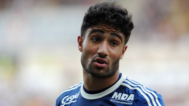 فقير سيعلن الانتساب لفرنسا قبل مباراة ليون المقبلة