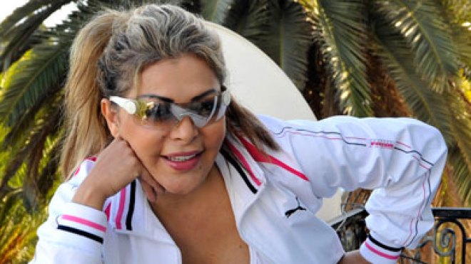 فلة عبابسة في حوار للشروق:سأدخل مصر لأنها أصبحت قضية نيف