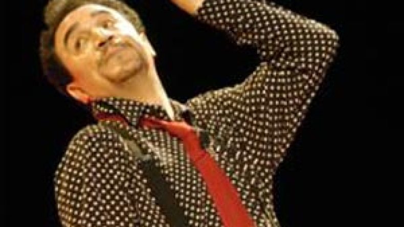 فلاق ينتقد سياسة التعريب ويصف الجزائريين بالميكانيكيين