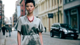 جزائريات يستعملن أجسادهن لإبتزاز الرجل في الشوارع