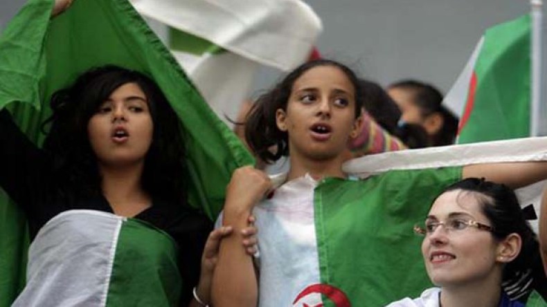 حضور محتشم للمرأة في وسائل الإعلام الجزائرية