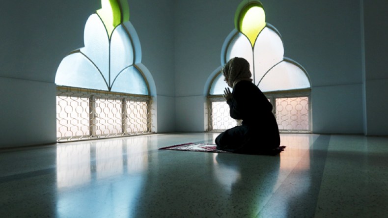 إن الله يحب المرأة “المتسرولة”