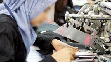 Crédits entre 10 et 100 millions au profit  des femmes au foyer