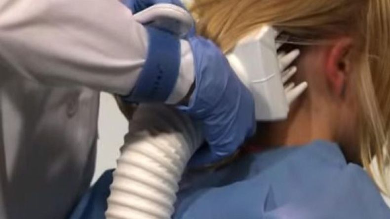 صالون متخصص في “كنس القمل” من الرأس بباريس