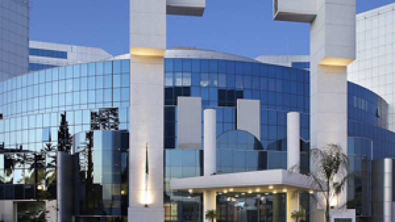 مصالح الأمن تفتح تحقيقا ببنك الجزائر ووزارة المالية في بيع تحايلي بمبلغ 150 مليون دولار