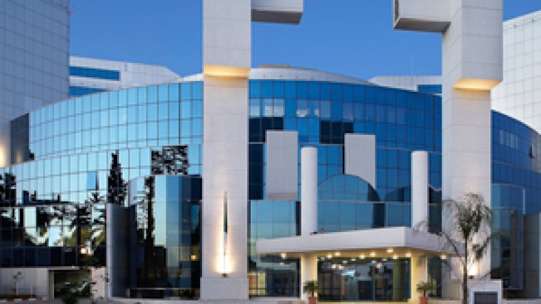 إطارات شابة بوزارة المالية تهدد باللجوء إلى العدالة للحصول على حقوق قانونية