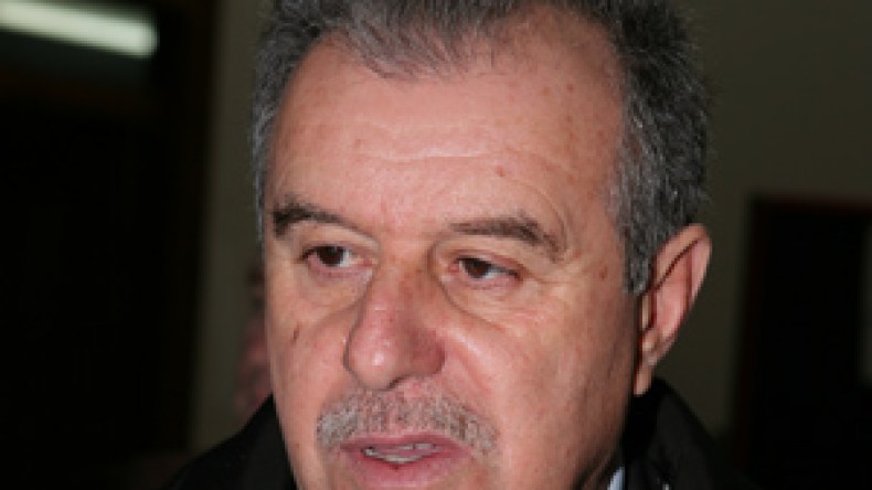 فرڤاني يستعد للاستقالة من المكتب الفدرالي