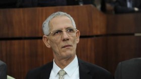 آيت علي: الضريبة الجديدة ستمس السيارات السياحية الضخمة فقط