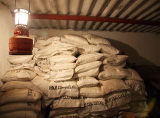 Terrorist groups use farming fertilizers to manufacture explosives