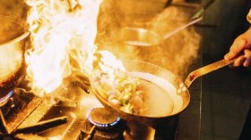 “الطابونة” والمفرقعات تسبب 150 ألف حادث سنويا بالجزائر