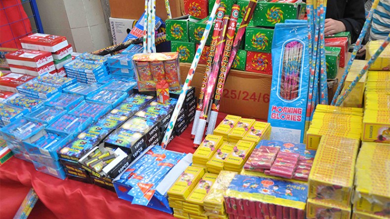 المفرقعات تهزم قانونا عمره 55 سنة!