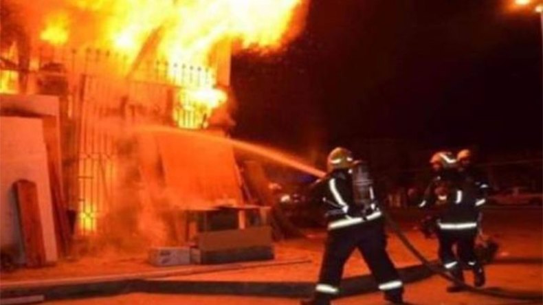 إنقاذ 11 شخص بينهم 3 رضع من حريق بمستغانم