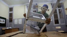 “التزوير” وفنّ التكوير!