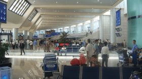 هذه المواد والمعدّات ممنوعة في الرحلات الجوية