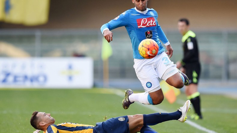 غولام يغيب شهرا عن المنافسة ويقترب من مغادرة نابولي