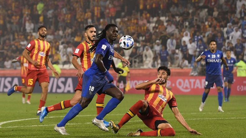 أربعة جزائريين يُودّعون مونديال الأندية مُبكّرا