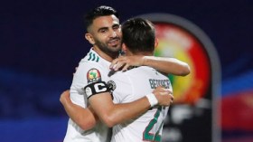 محرز وبن ناصر مُهدّدان بِعدم خوض كأسَي العالم وإفريقيا