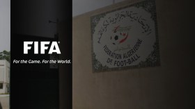 الفيفا تبدأ تحقيقات في “فساد” الكرة الجزائرية
