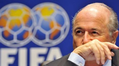 FIFA fines Algeria following the use of fireworks in official match