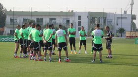 غوركوف يرضخ  لفيغولي ويعفيه من مباراة السيشل